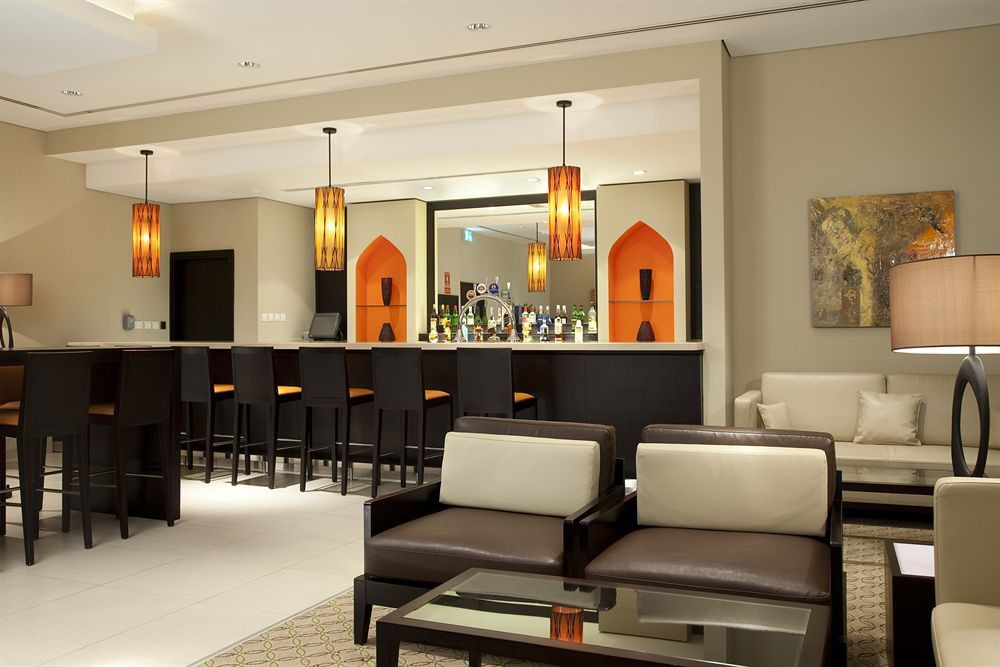 Holiday Inn Express Dubai Jumeirah, An Ihg Hotel Екстер'єр фото